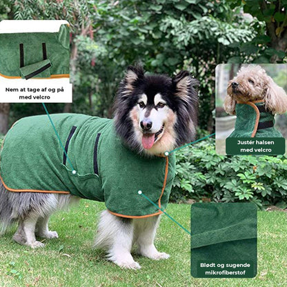 Hund i tørrekåbe med velcro om halsen og blødt, sugende stof